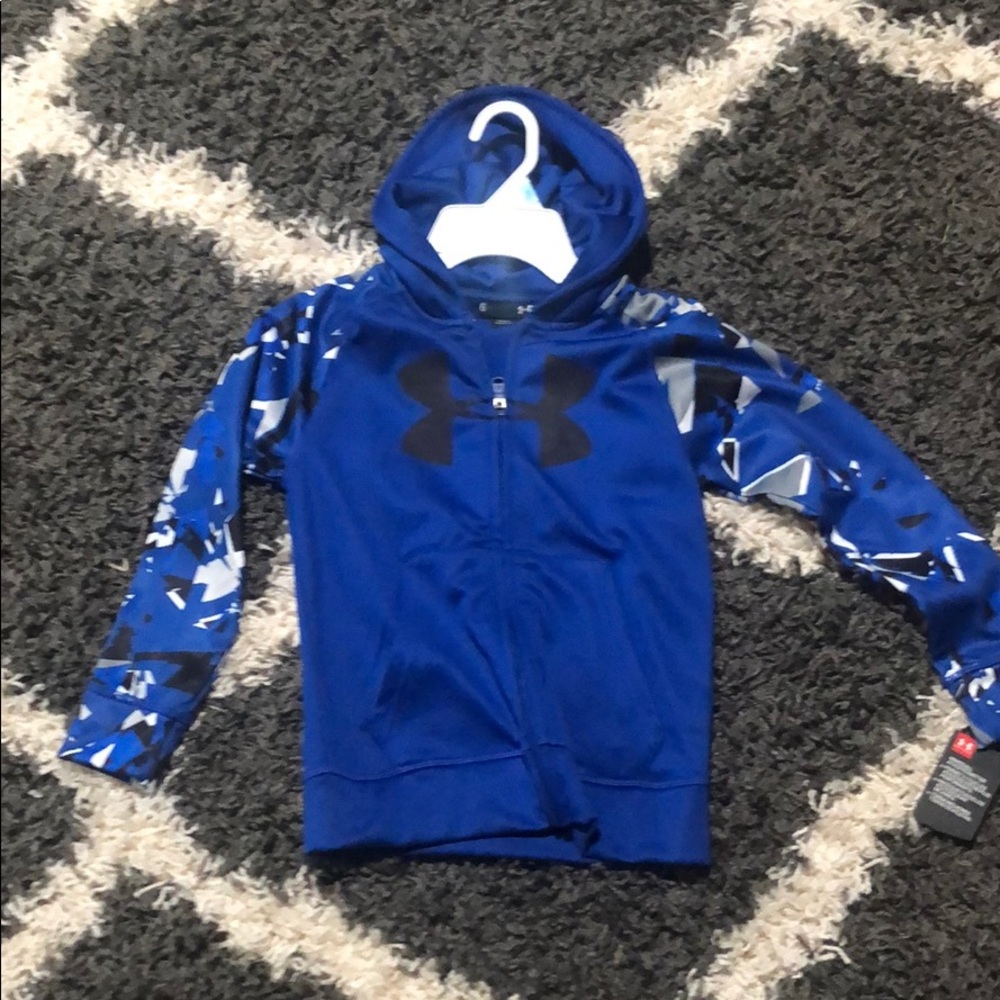 Kids zipped shirt